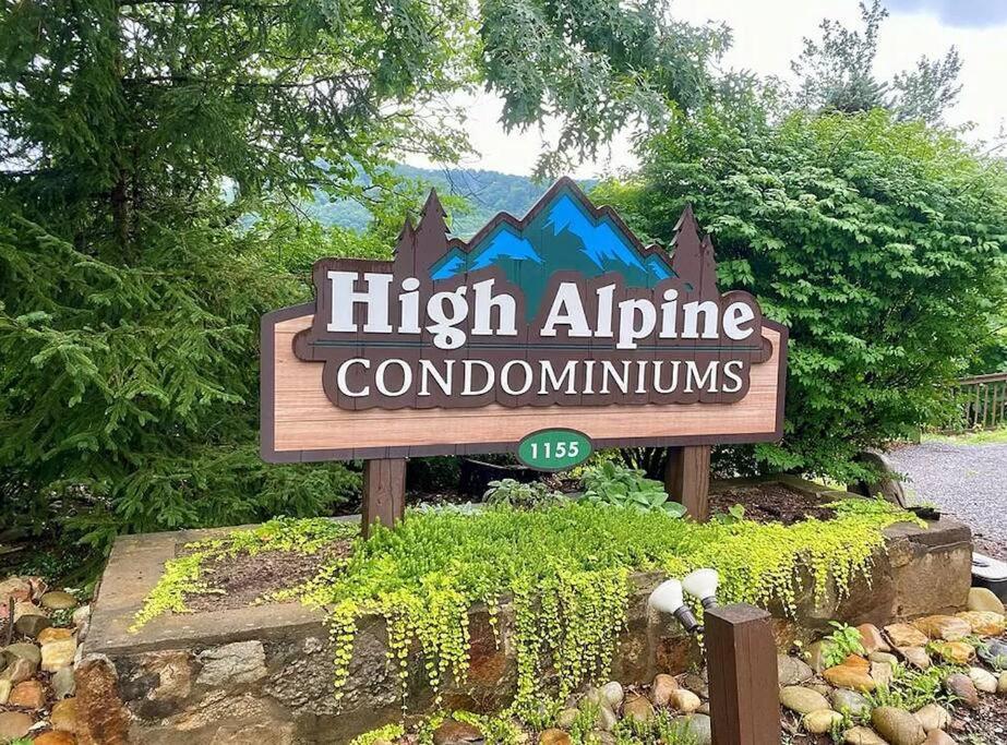 Views & Fireplace - Minutes To Gburg And Ober - Condo Gatlinburg Εξωτερικό φωτογραφία
