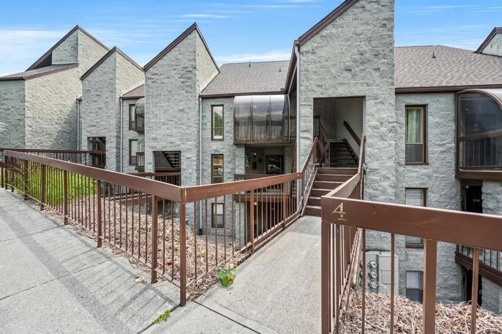 Views & Fireplace - Minutes To Gburg And Ober - Condo Gatlinburg Εξωτερικό φωτογραφία